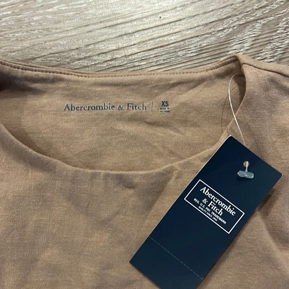 Abercrombie & Fitch Seamless Fabric Crew Bodysuit - Picture 4 of 5